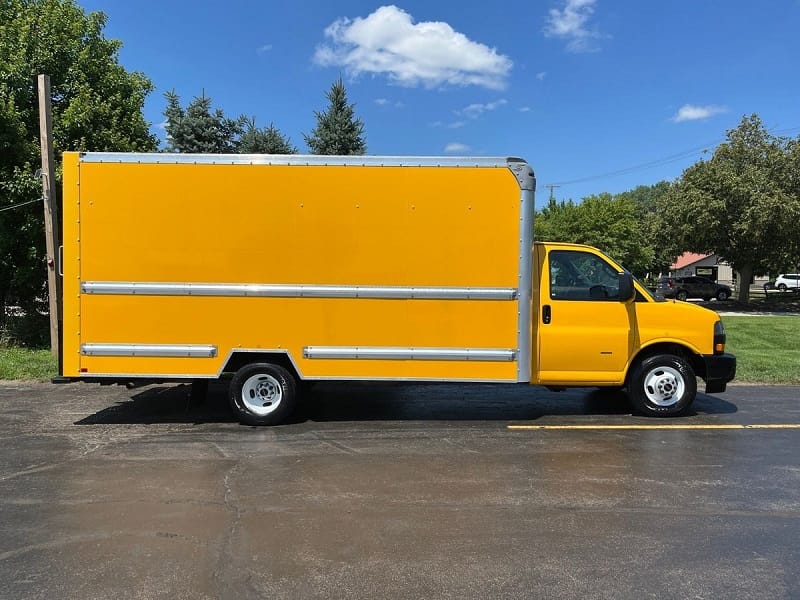 16 Ft Box Truck for Sale