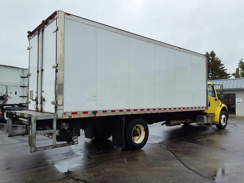Box Truck for Sale with Liftgate