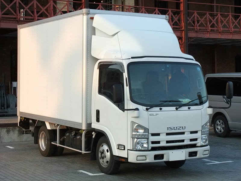 Used Isuzu Box Truck for Sale