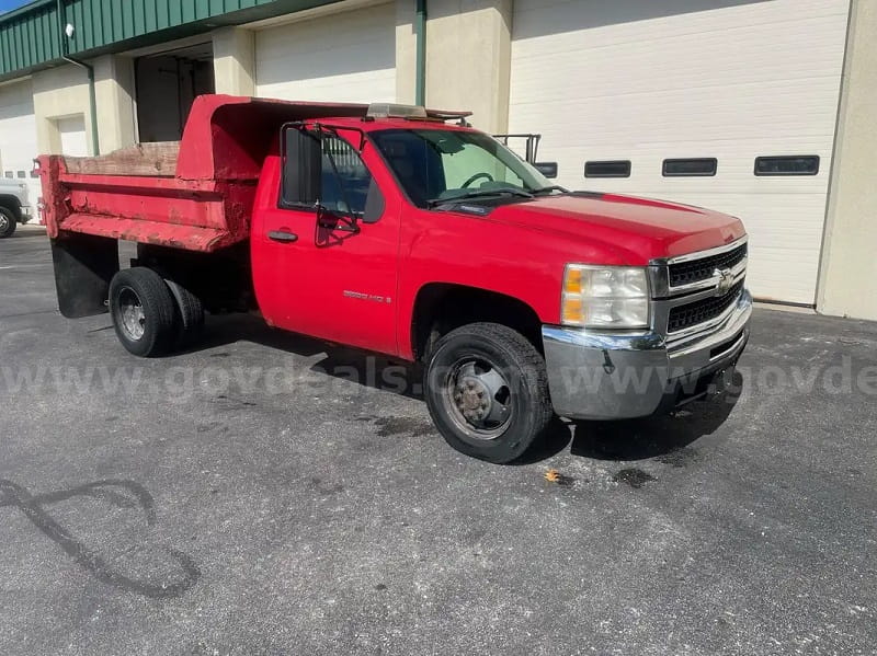 Used Chevy 3500HD Dump Truck for Sale