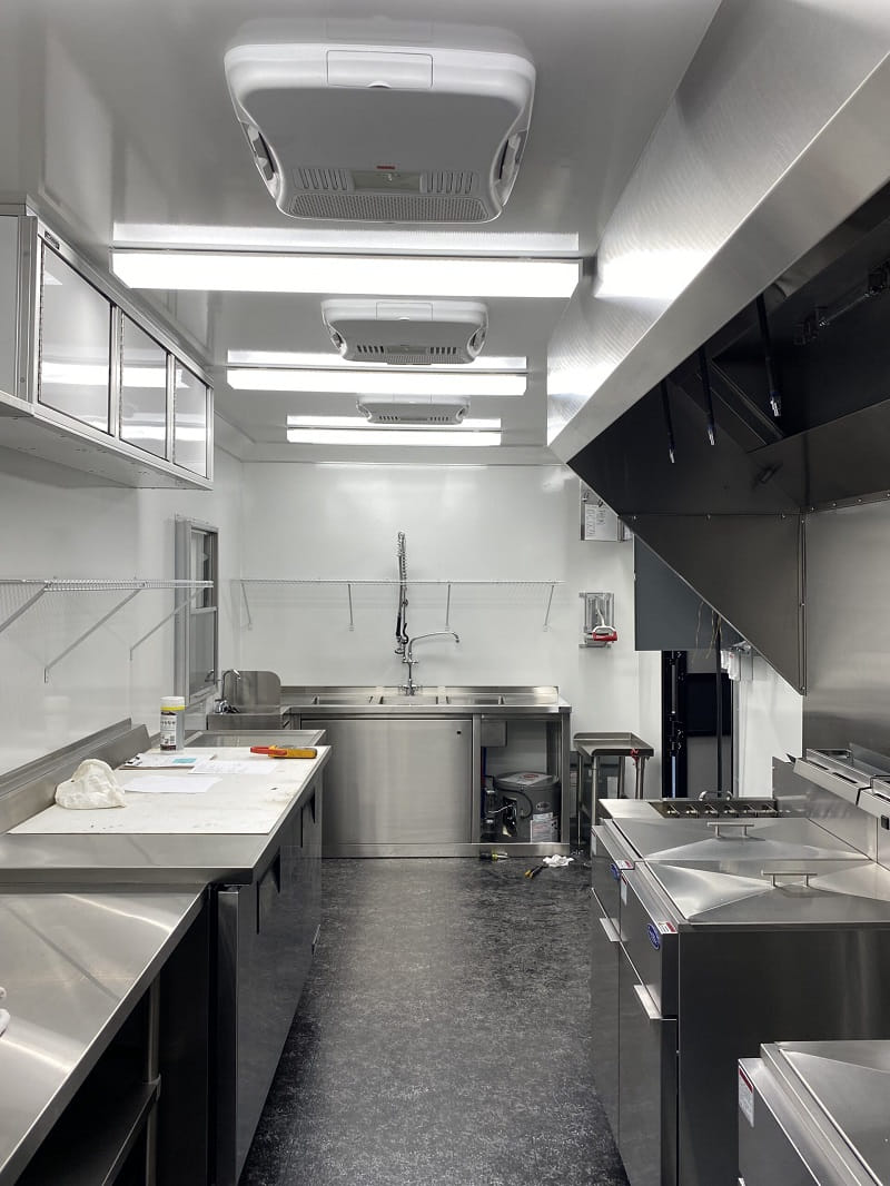 Full-Size Food Trucks with Kitchen