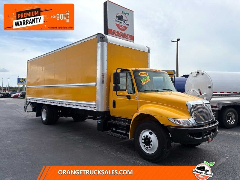 Box Truck with Liftgate Under $15000