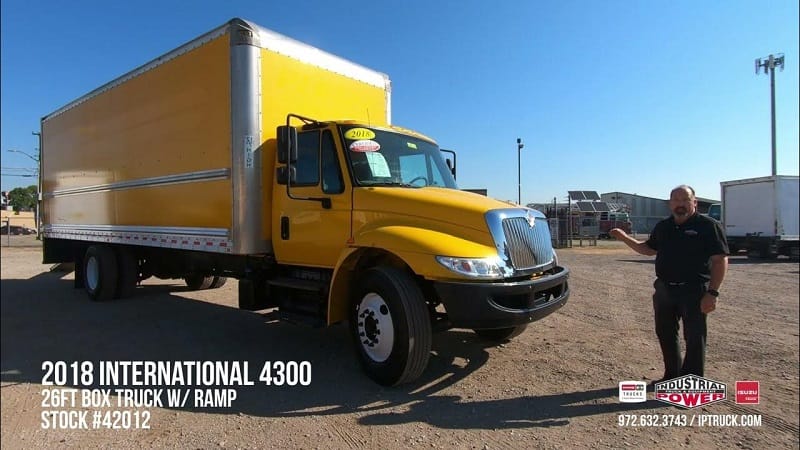 Box Truck for Sale with Ramp