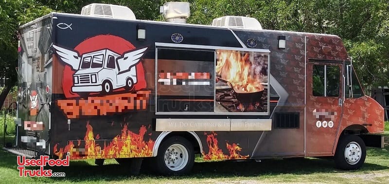 Food Trucks with Grill and Fryer for Sale
