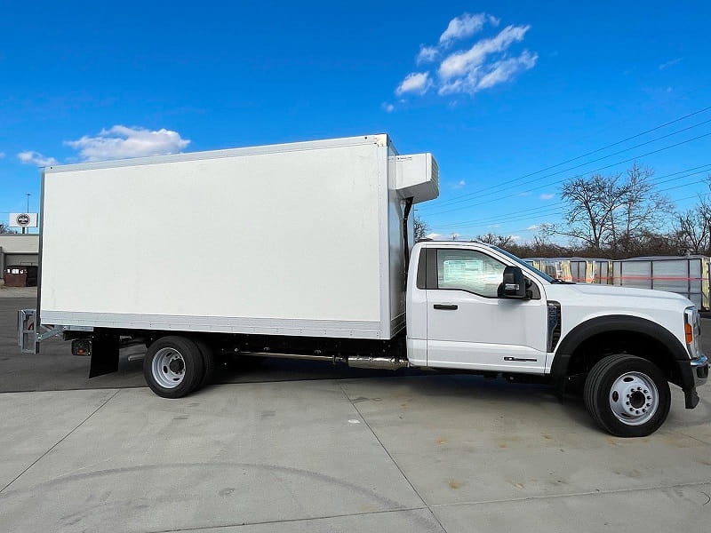 Box Truck with Side Door for Sale