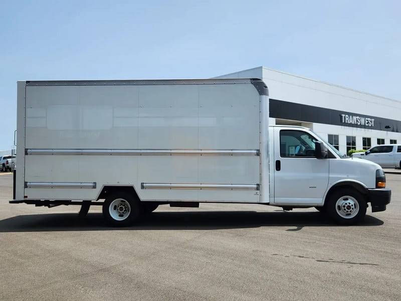 Used Box Truck for Sale by Owner