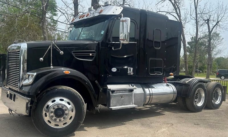 Semi Truck for Sale in Texas