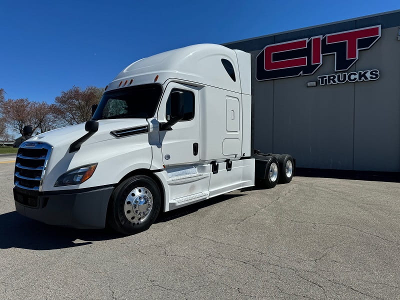 Used Semi Trucks for Sale Under 25000