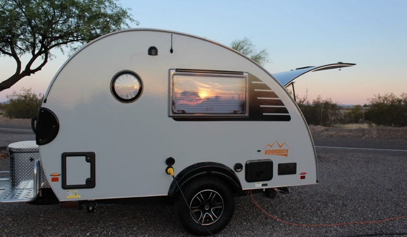 Small Camping Trailers With Bathrooms