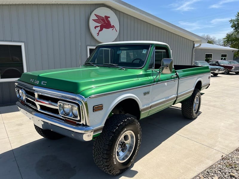 Classic 4x4 Pickup Trucks for Sale