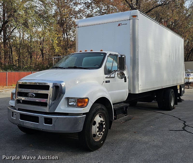 Box Truck for Sale Under $10000