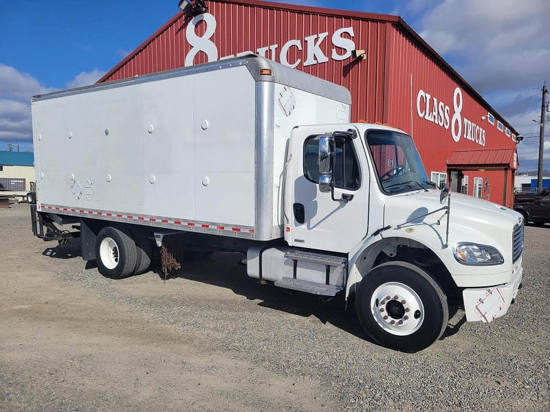 Diesel Box Truck with Liftgate for Sale